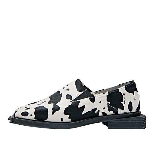 [40% OFF]Square Toe Loafer &quot;MILK COW&quot;
